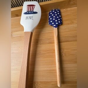 Rae Dunn White & Natural Spatula with Patriotic Hat Graphic & mini stars spatula